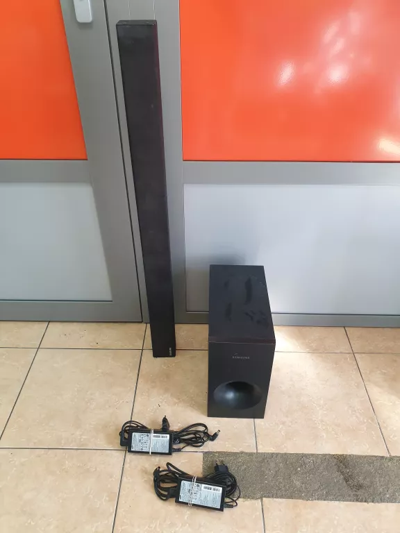 SOUNDBAR + SUBWOOFER SAMSUNG HW-K360