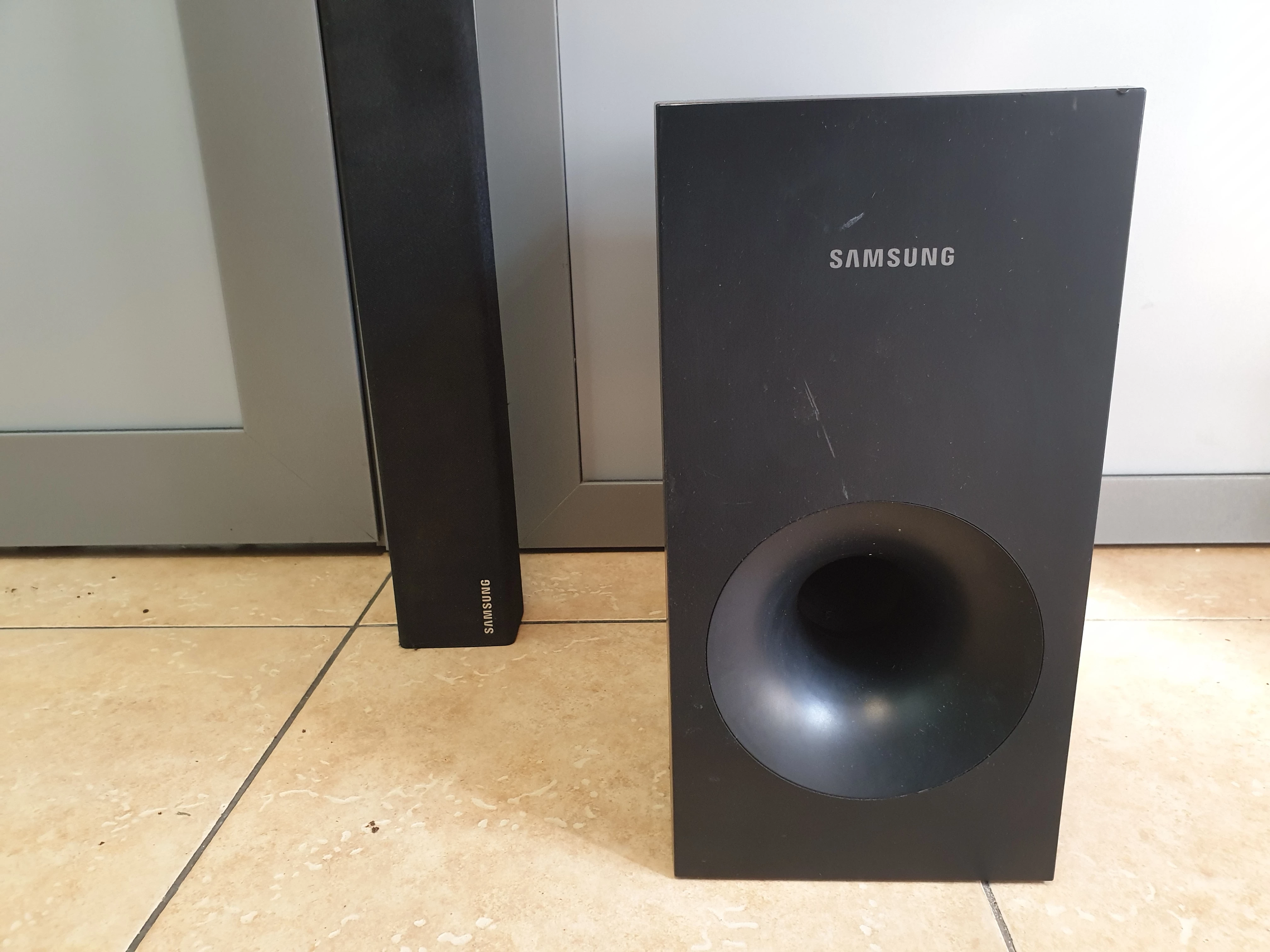 soundbar-subwoofer-samsung-hw-k360-stan-uzywany
