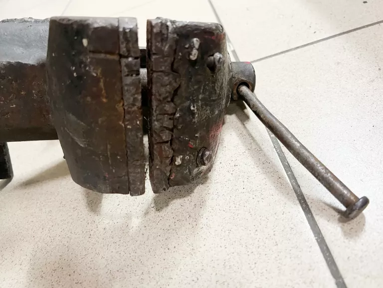 stare-imadlo-pfu-stan-uzywany