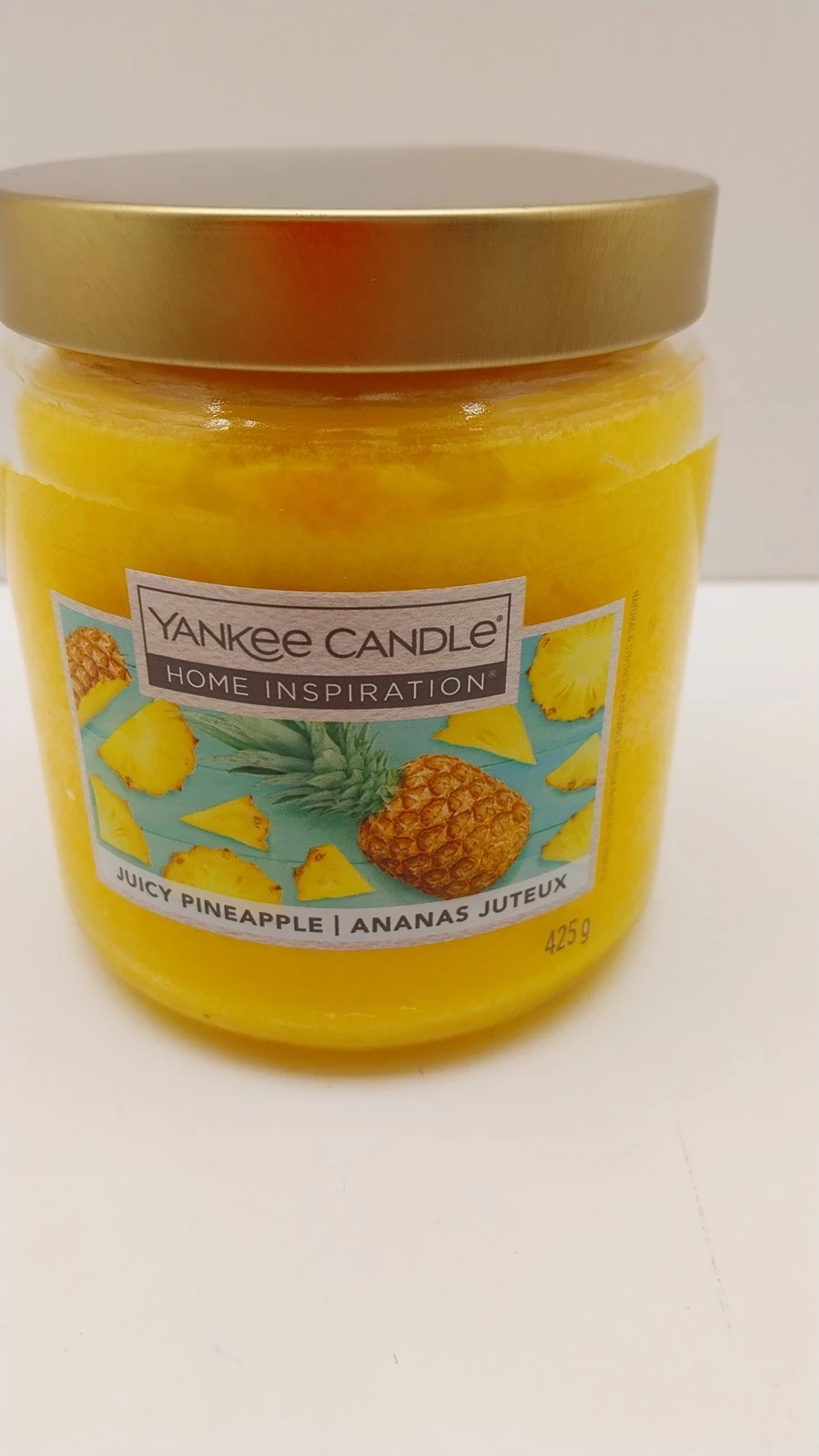 swieca-zapachowa-yankee-candle-425-g-ananas-rodzaj-zapachowa