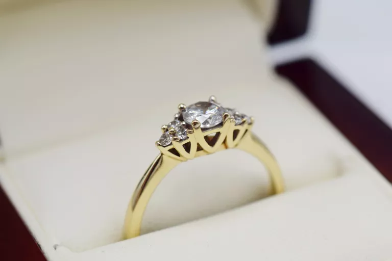 piekny-zloty-pierscionek-307g-585-14k-r20-os-piastowskie-74a-poznan