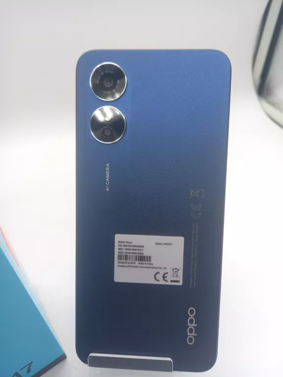 OPPO A17 4 GB / 64 GB