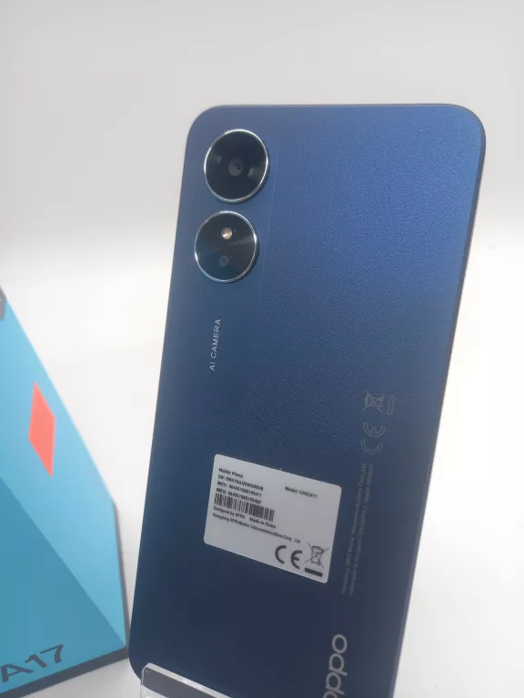OPPO A17 4 GB / 64 GB