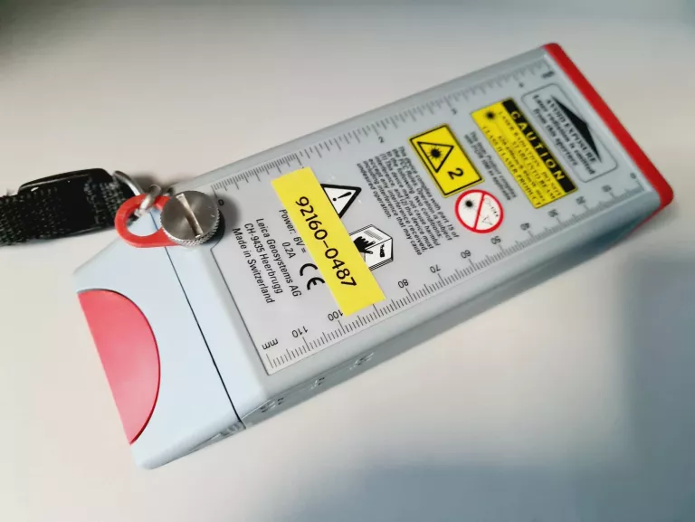 dalmierz-laserowy-leica-disto-classic-3-komplet-kod-producenta-disto-classic-3