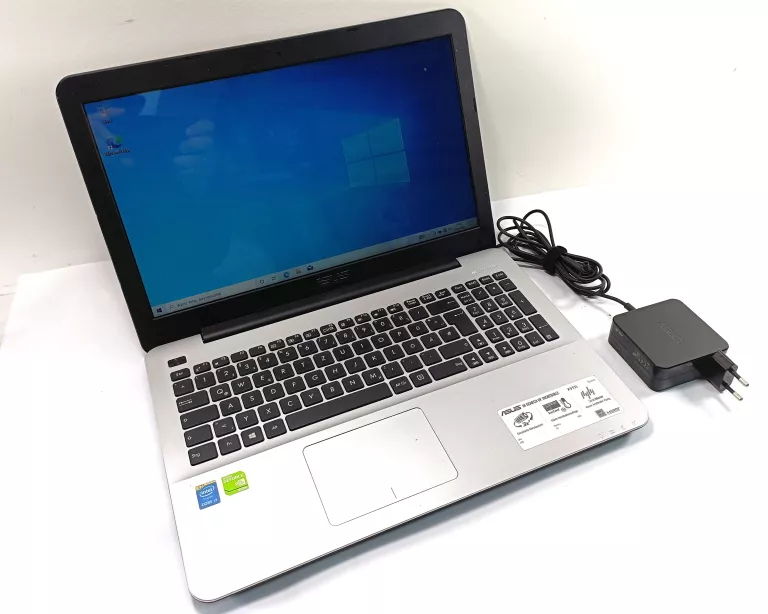 LAPTOP ASUS X555L 4/500GB GF820 I3