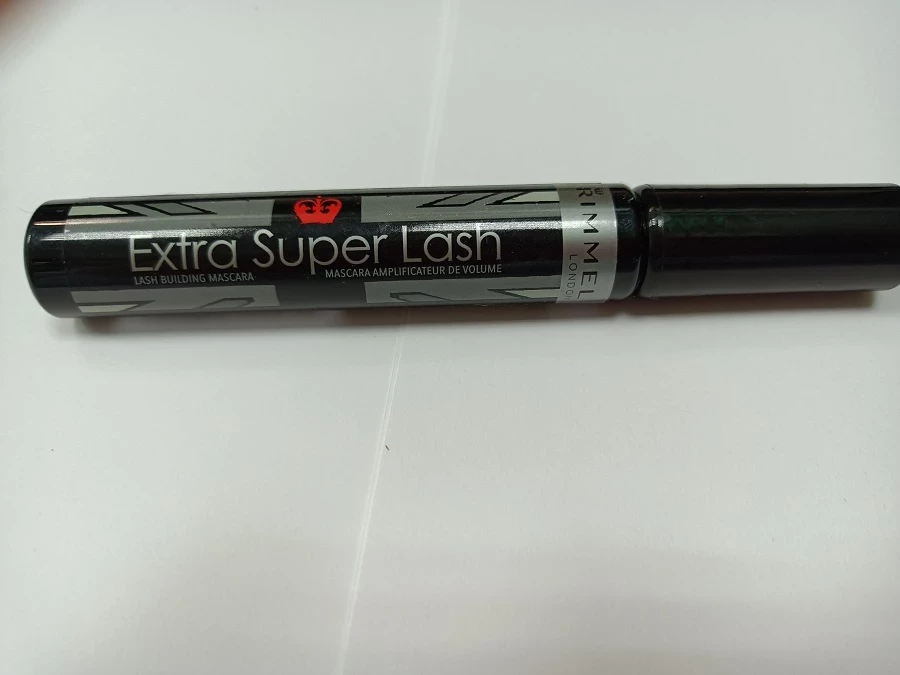 tusz-do-rzes-rimmel-extra-super-lasch-orzegowska-25-bytom