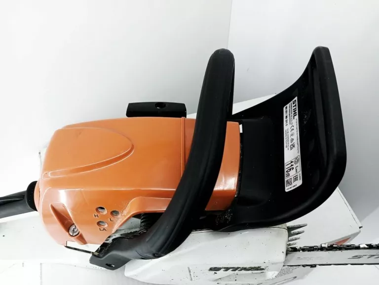 pila-spalinowa-sthil-ms-251-zasilanie-spalinowe