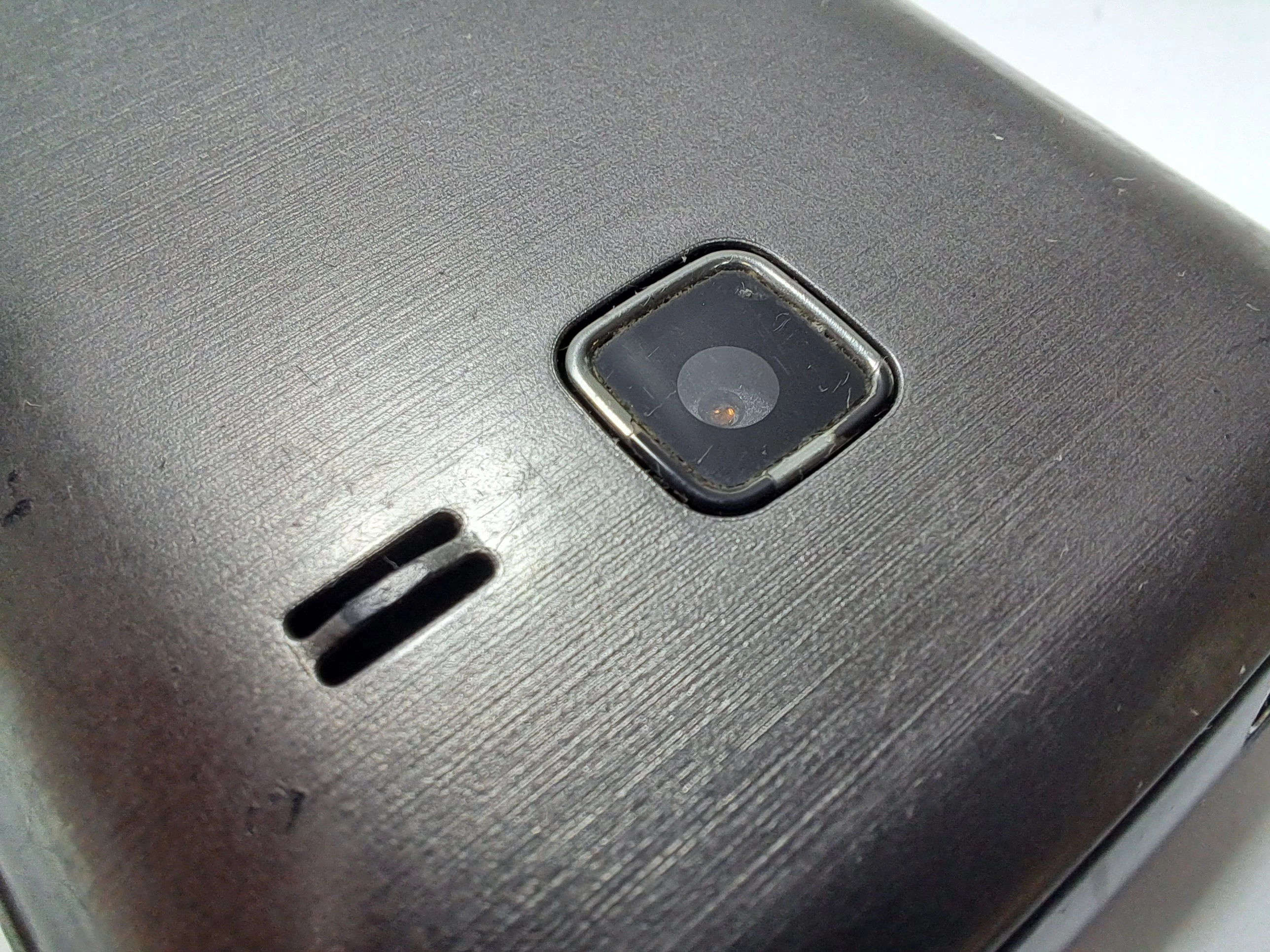 telefon-samsung-wave-y-young-komunikacja-bluetooth