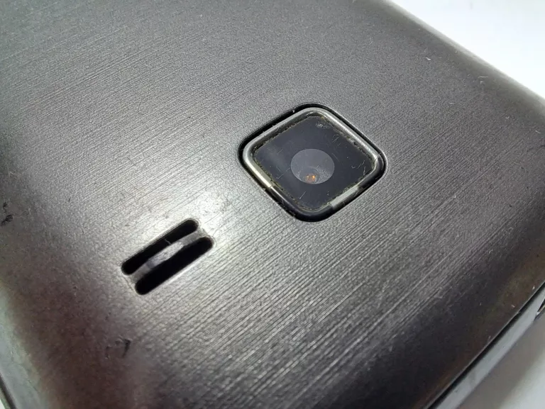 telefon-samsung-wave-y-young-komunikacja-bluetooth