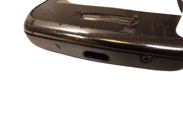 telefon-samsung-wave-y-young-przekatna-ekranu-32