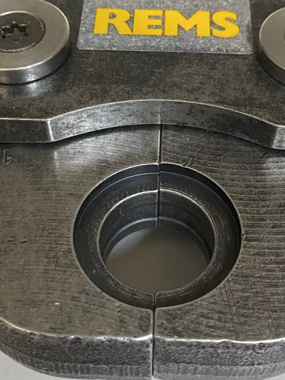 szczeka-rems-vp20-570915-marka-rems