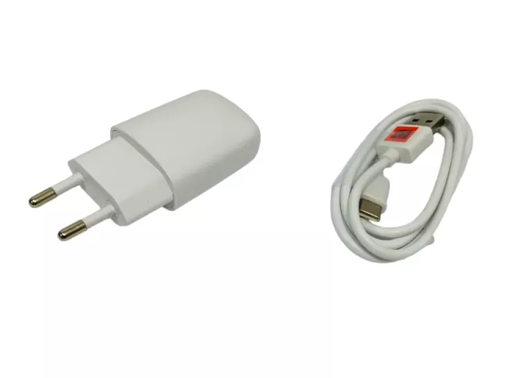 ladowarka-usb-c-kostka-10-a-przewod-1-m-toszecka-331-gliwice-g1