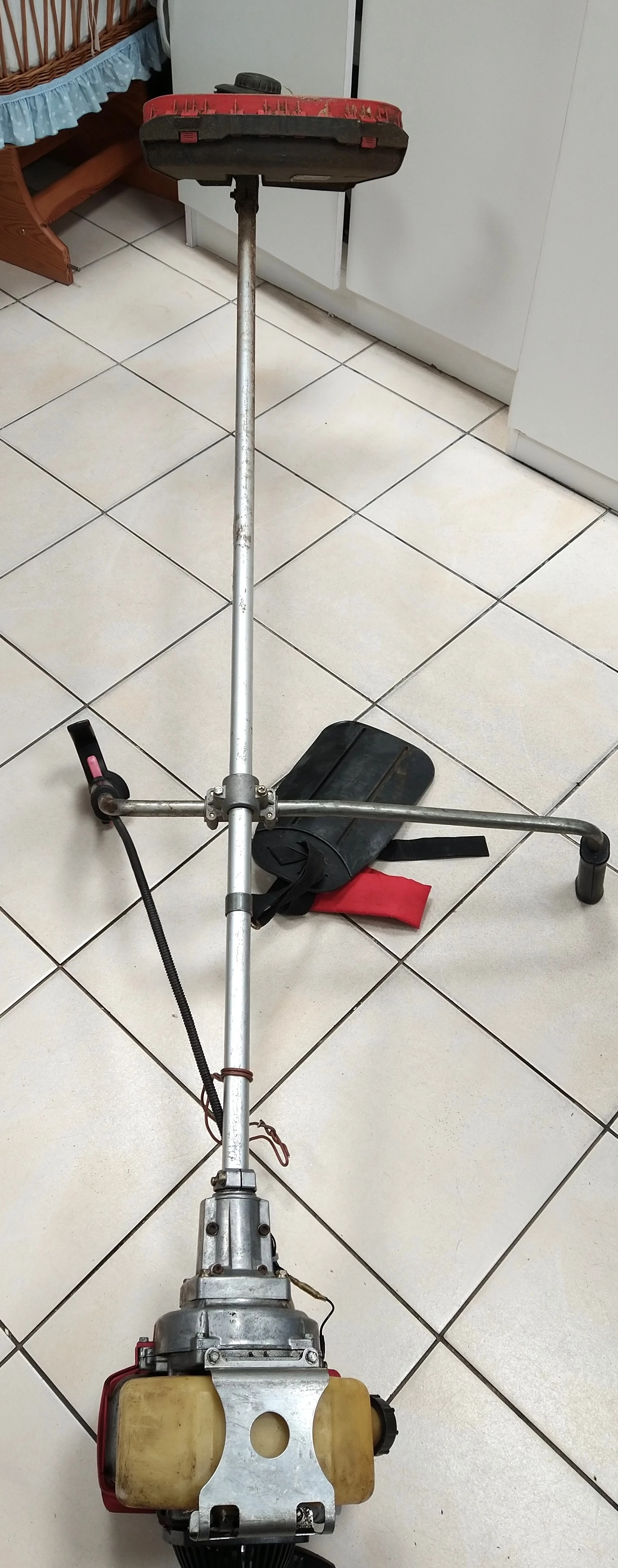 kosa-spalinowa-honda-gx31-zasilanie-spalinowe