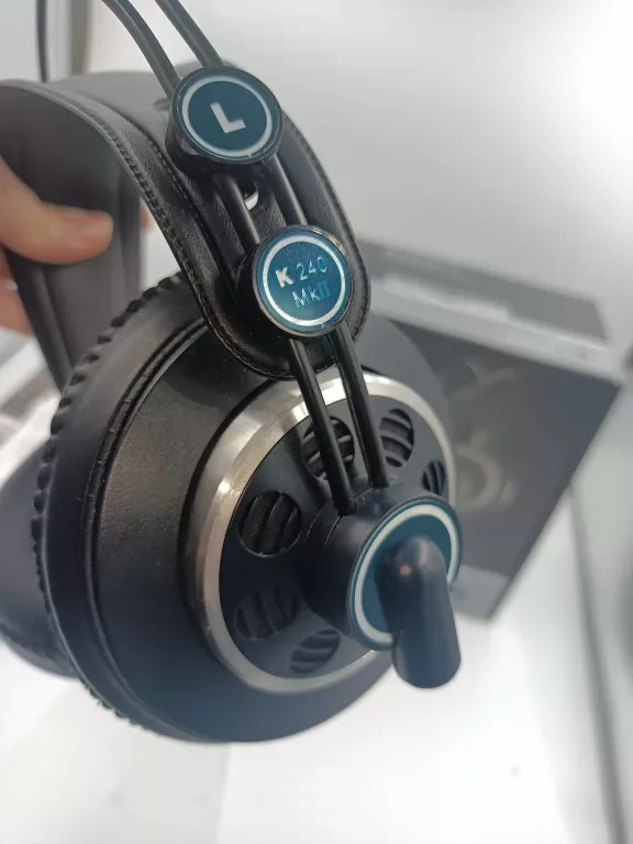 SŁUCHAWKI AKG K240 MKII