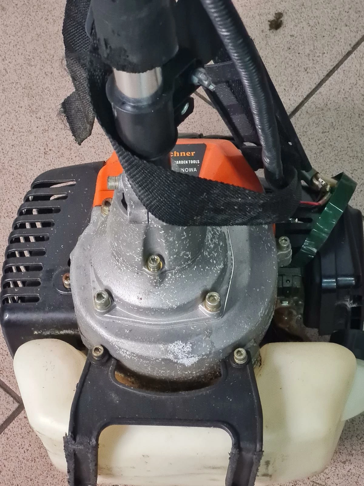 kosa-spalinowa-waga-narzedzia-3