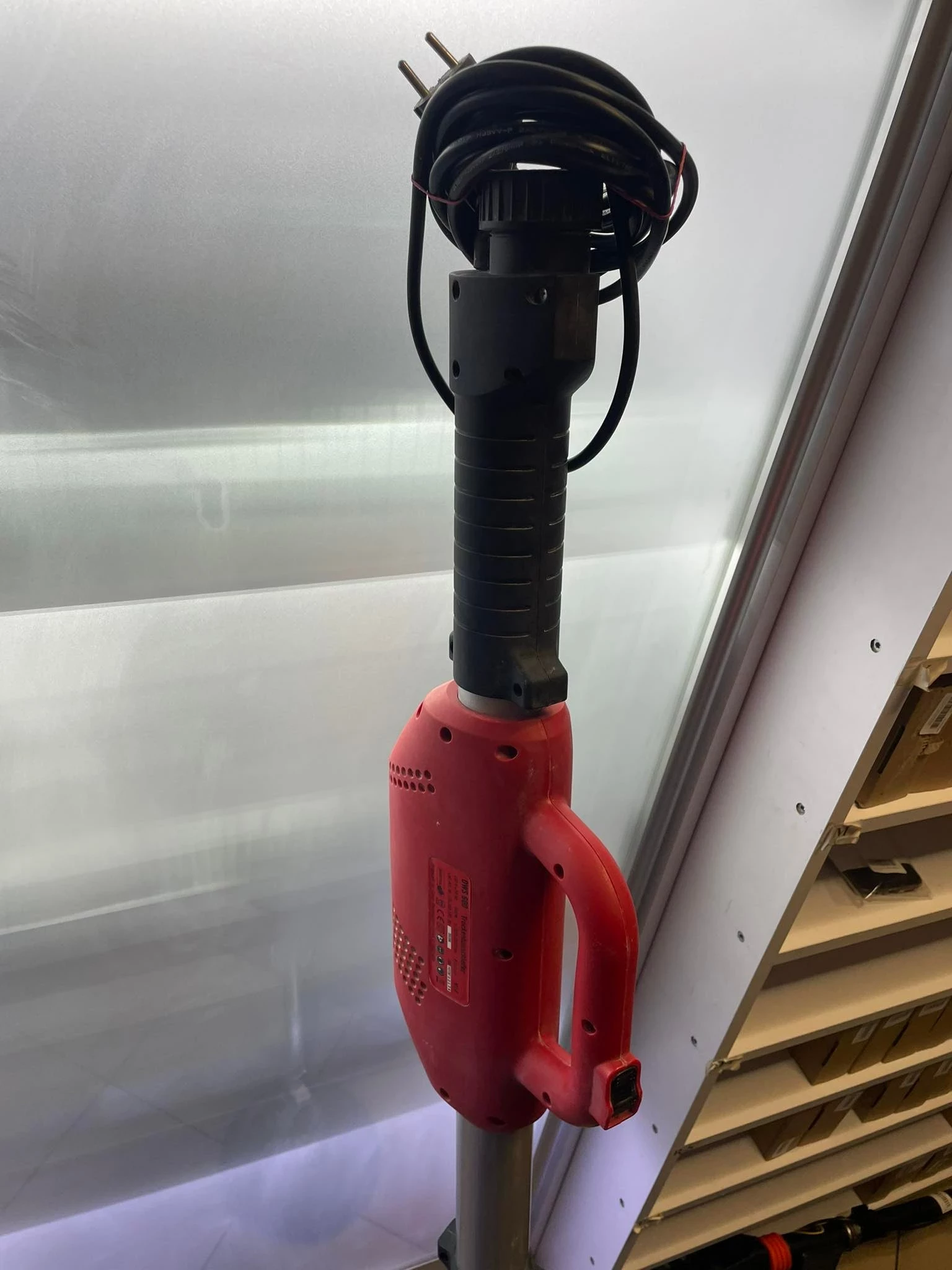 szlifierka-do-gladzi-matrix-b1-dws-600-okazja-rodzaj-zasilania-sieciowe