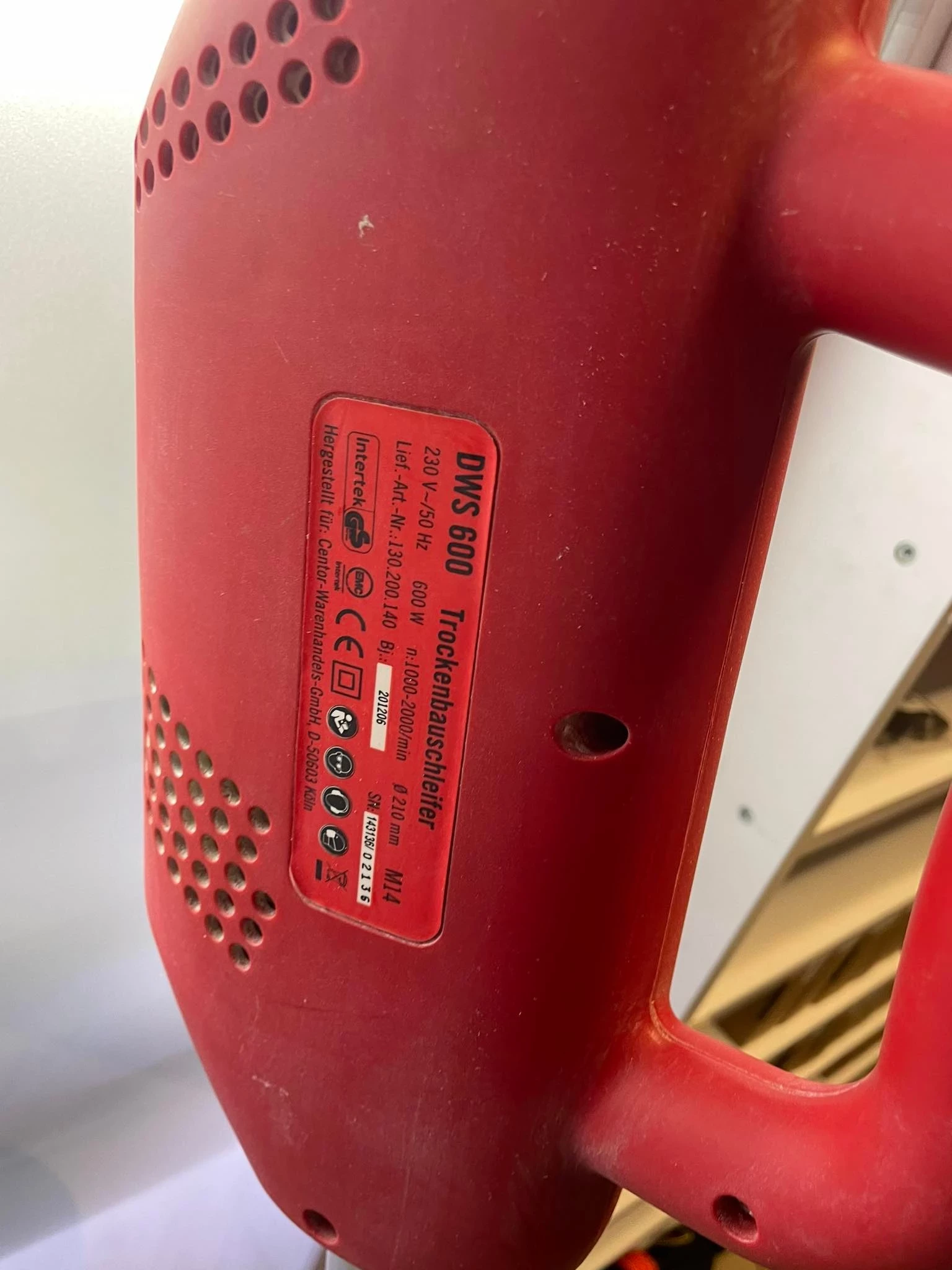 szlifierka-do-gladzi-matrix-b1-dws-600-okazja-stan-uzywany