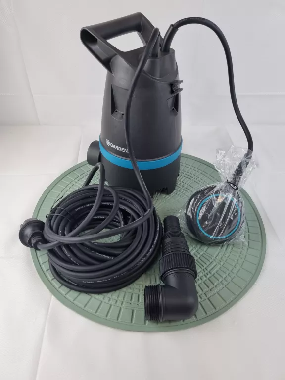 POMPA ZATAPIALNA GARDENA 250 W 8800 L/H