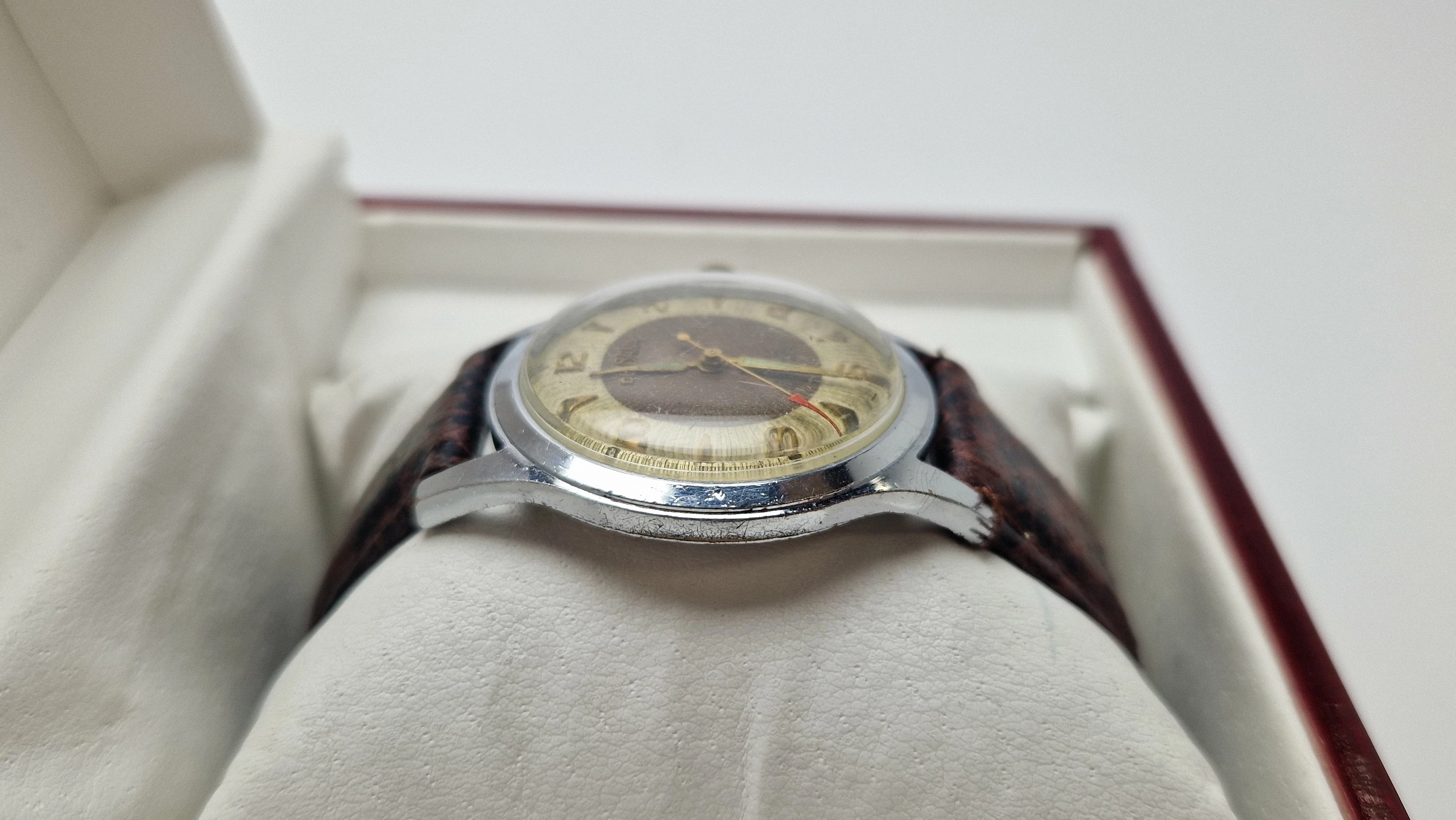 zegarek-mechaniczny-delbana-465-114-mechanizm-mechaniczny