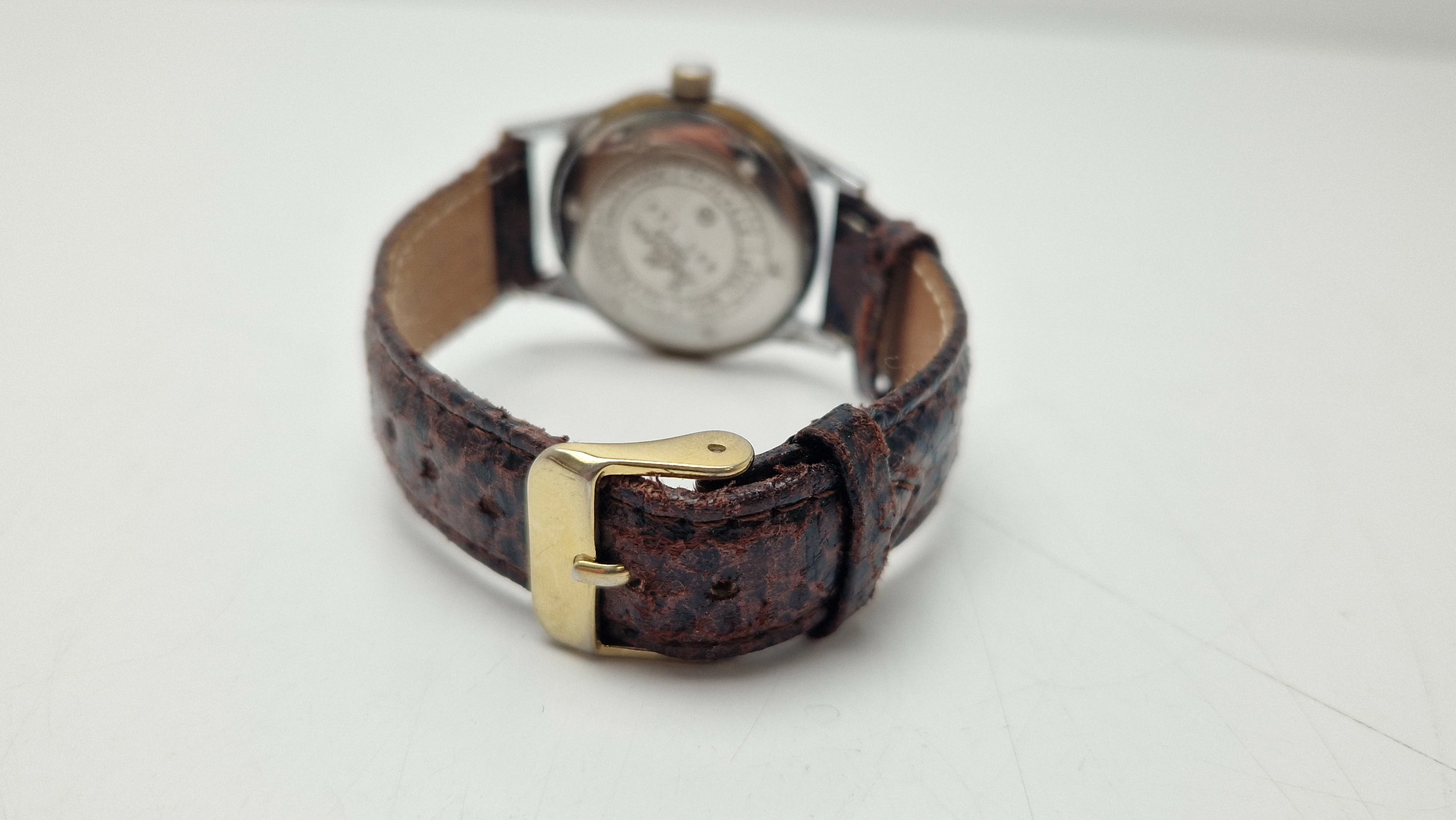 zegarek-mechaniczny-delbana-465-114-ksztalt-koperty-okragla