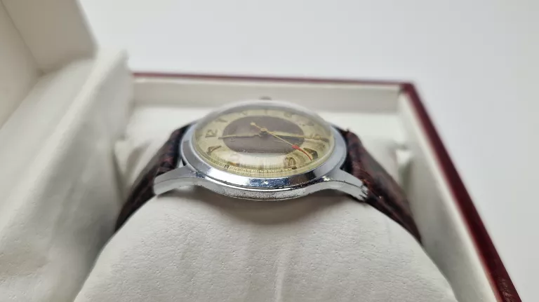 ZEGAREK MECHANICZNY DELBANA 465 114