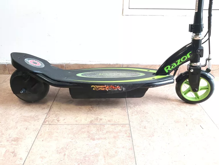 HULAJNOGA ELEKTRYCZNA RAZOR POWER CORE E90 12V