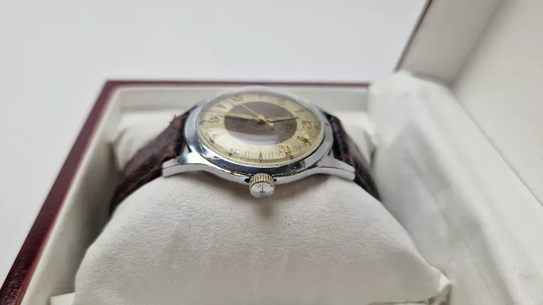 ZEGAREK MECHANICZNY DELBANA 465 114