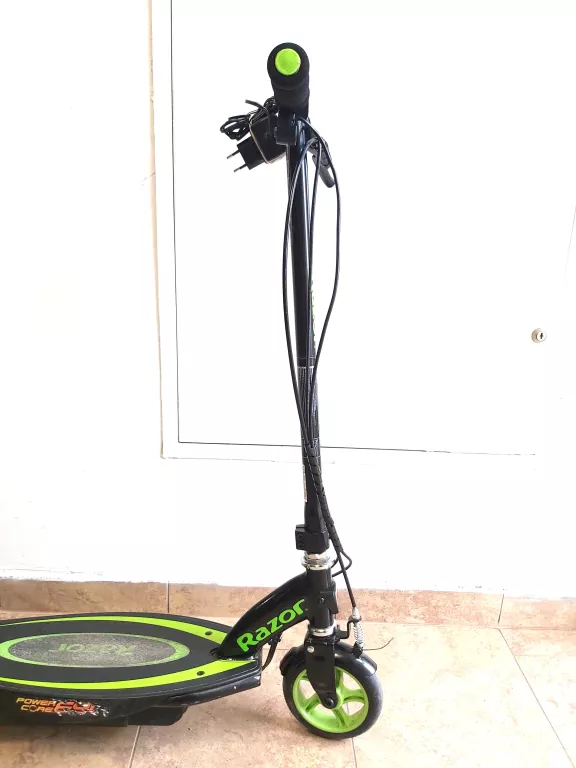 HULAJNOGA ELEKTRYCZNA RAZOR POWER CORE E90 12V