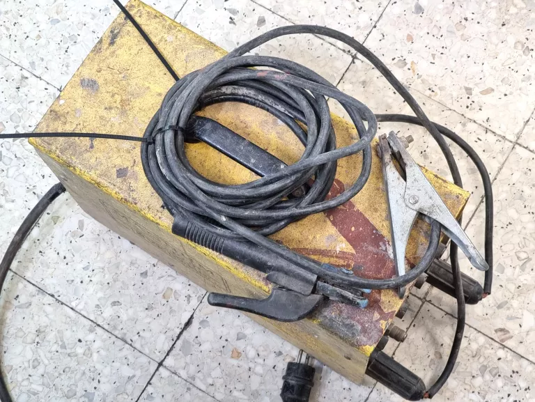 spawarka-inwertorowa-magnum-thf-220p-product-id-815dc045-8aab-4dfe-b970-d90eac09252e