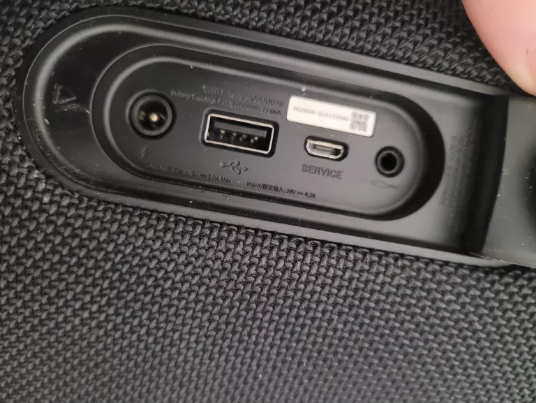 glosnik-jbl-boombox-2-funkcje-sterowanie-za-pomoca-smartfona