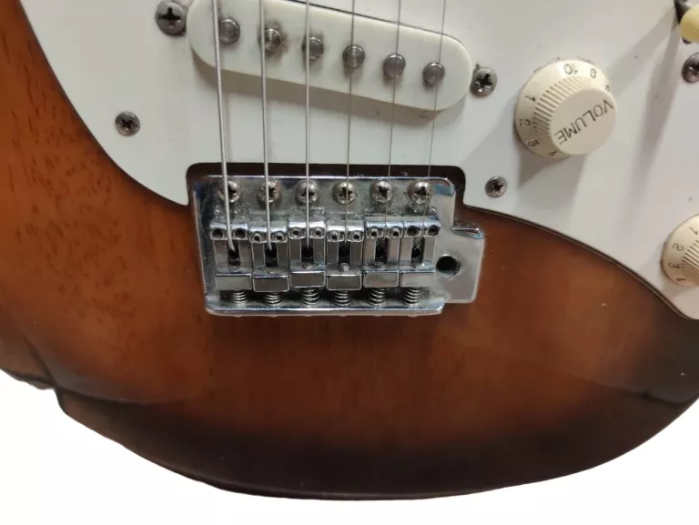 GITARA ELEKTRYCZNA CORT G200 G SERIES