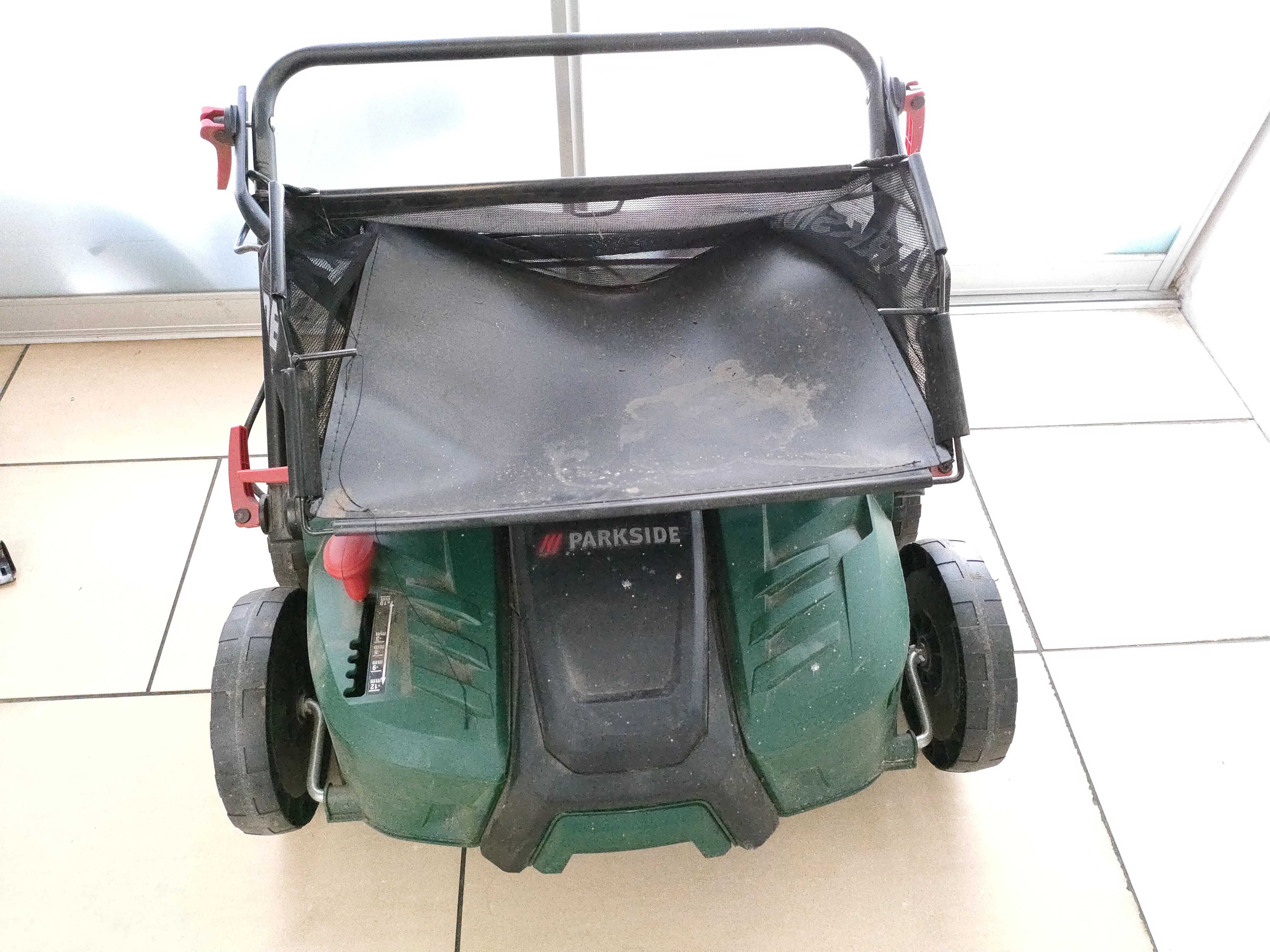 parkside-elektryczny-wertykulator-i-aerator-plv-seria-plv