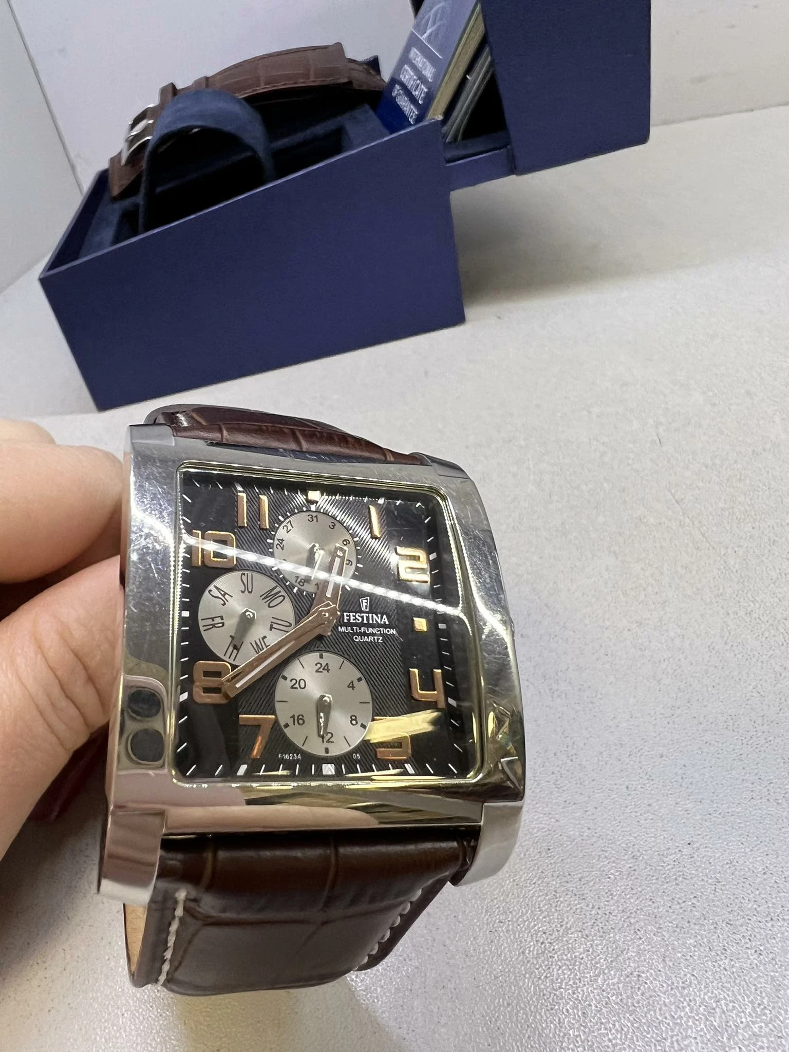 zegarek-festina-f-16235-typ-nareczny