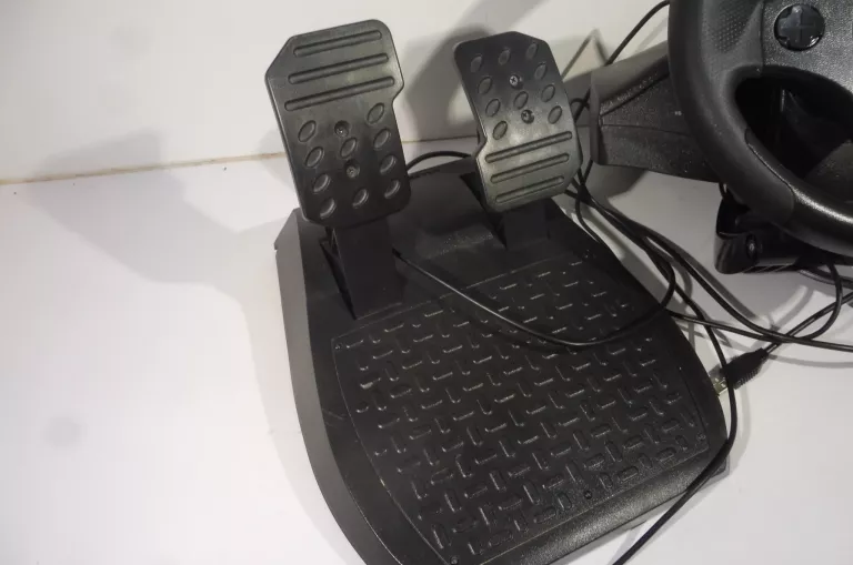 KIEROWNICA + PEDAŁY THRUSTMASTER T80 USZKODZONA