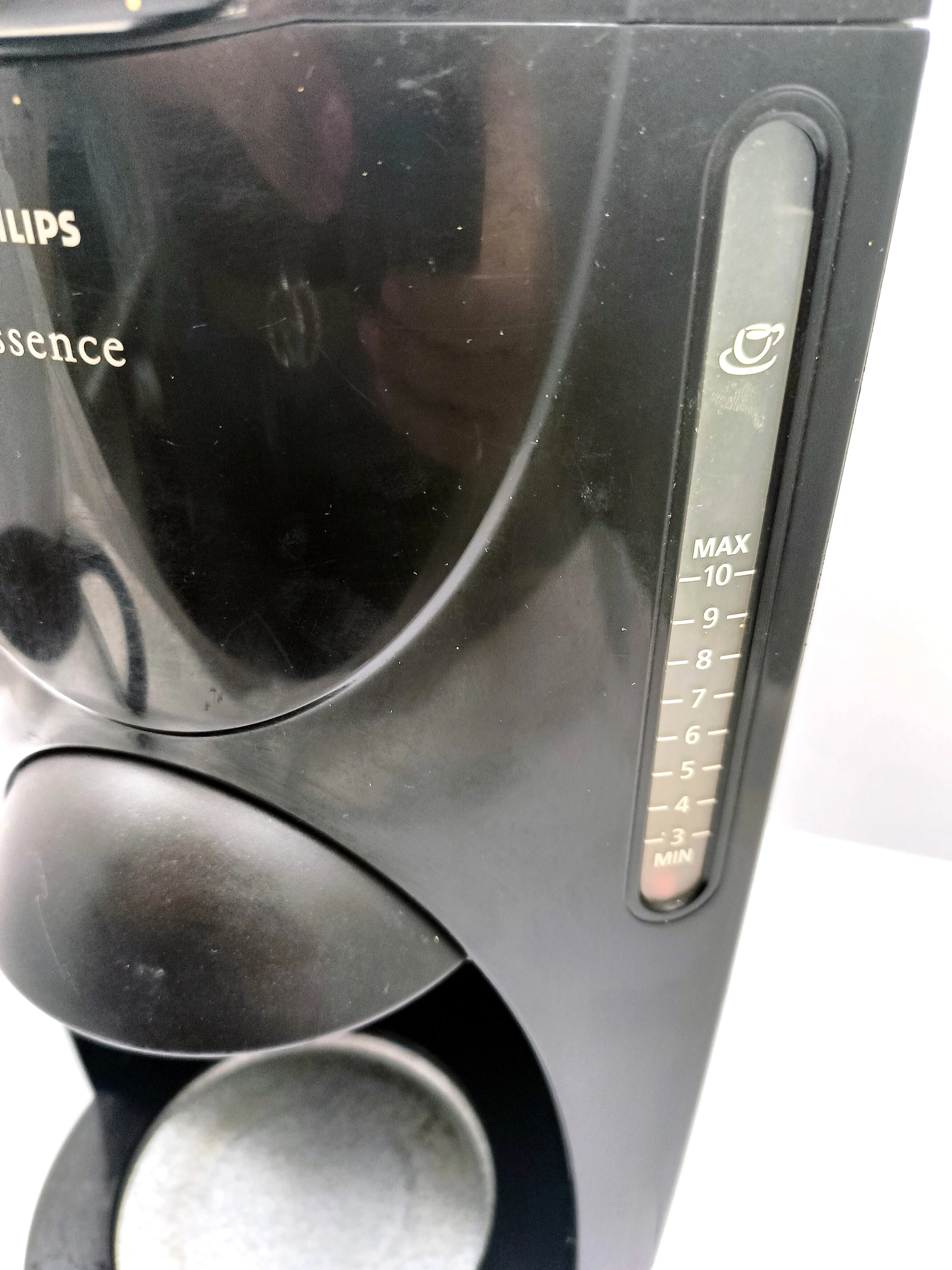 ekspres-przelewowy-philips-essence-hd7624-kod-producenta-hd776900