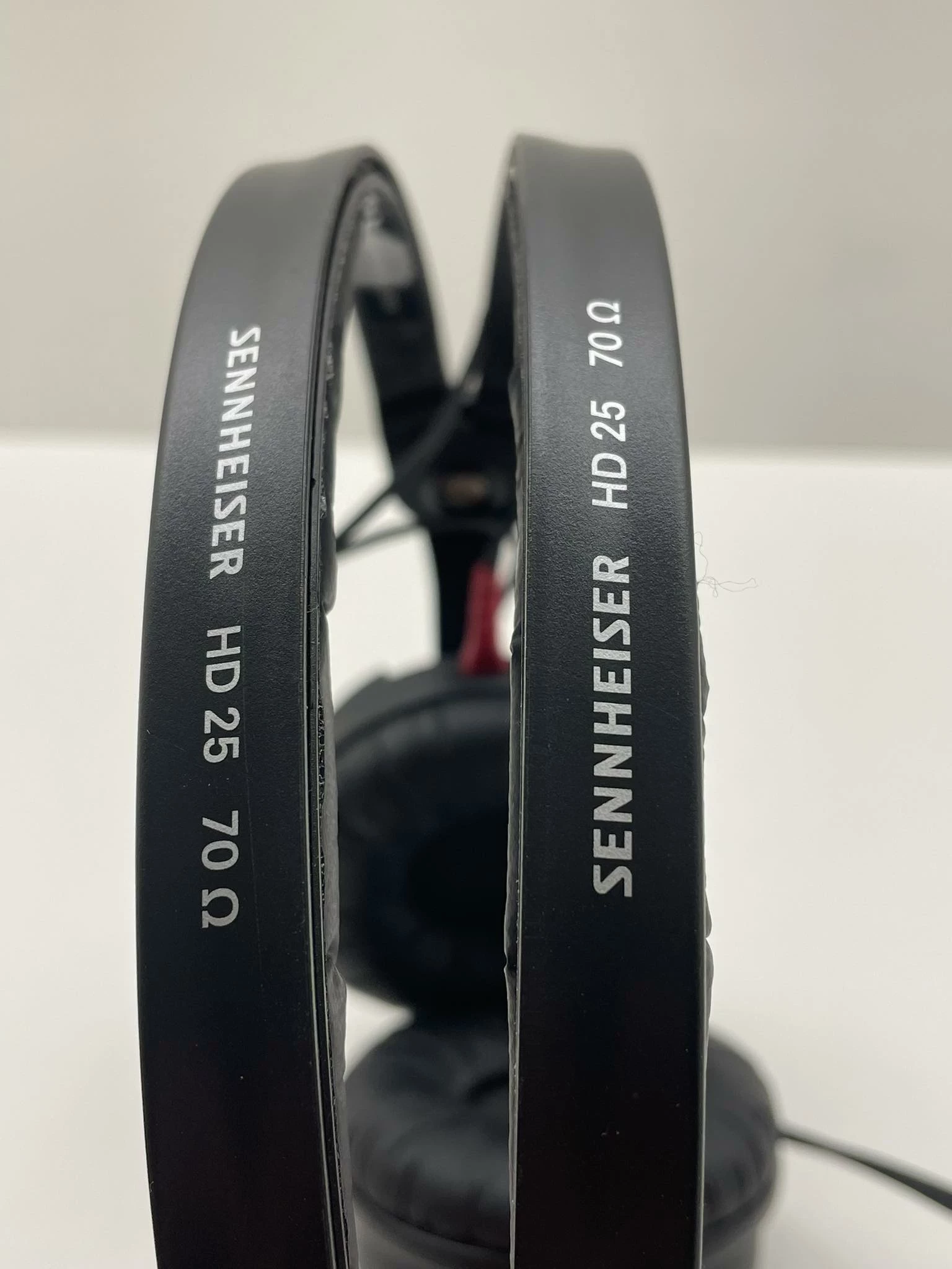 sluchawki-sennheiser-hd-25-marka-sennheiser