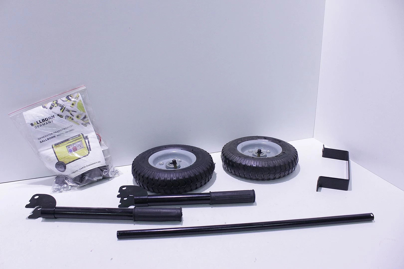 generator-pradotworczy-sallborn-sb1500x8-benzyna-model-msw-avr-6000s-euro5