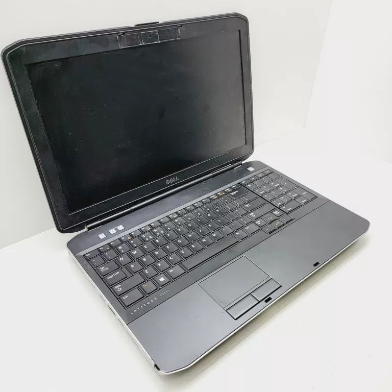 LAPTOP DELL LATITUDE E5530 I3-3120 8GB 250GB