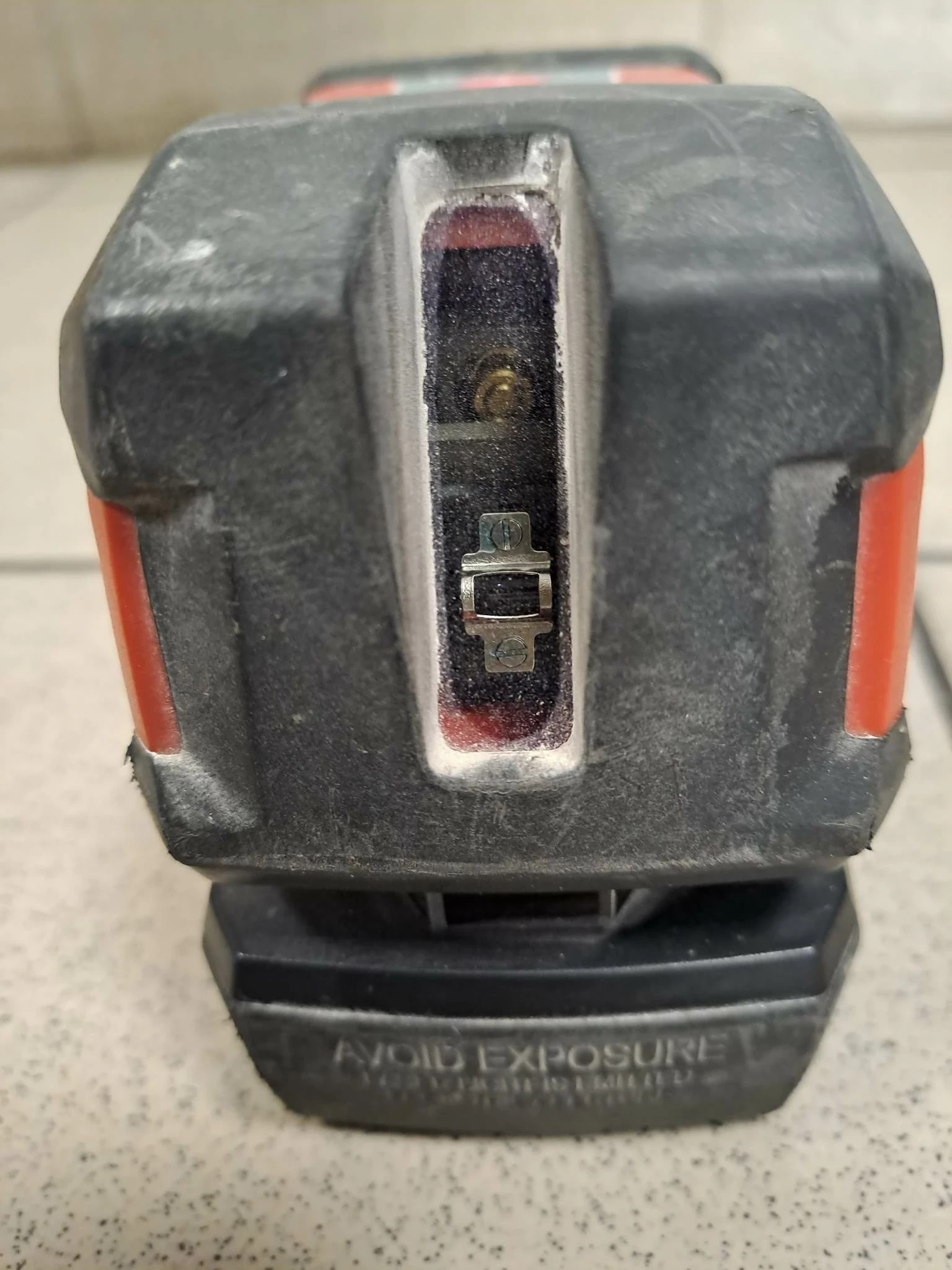 laser-krzyzowy-hilti-pm-2-lguchwyt-zdunska-49-lowicz