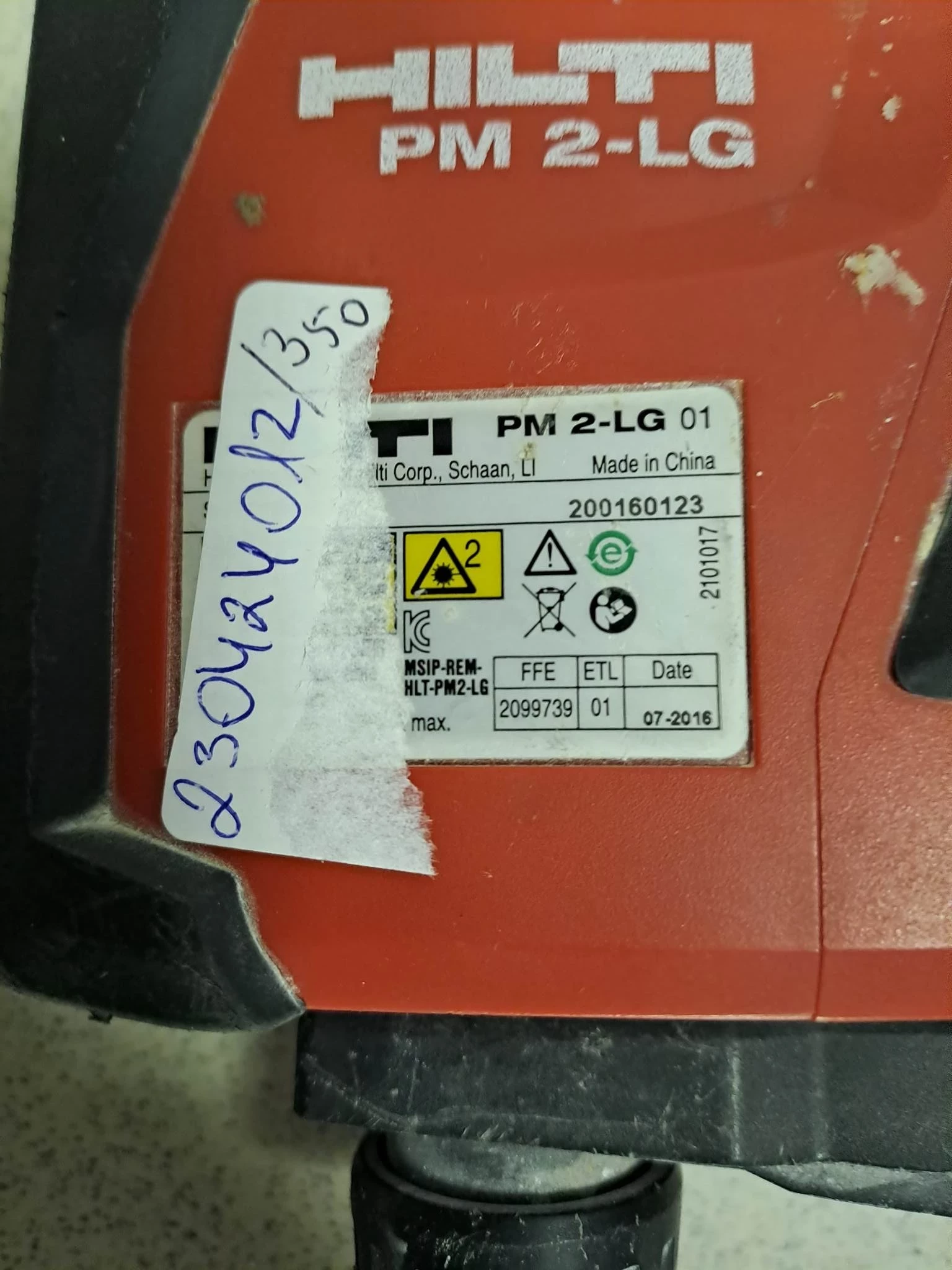 laser-krzyzowy-hilti-pm-2-lguchwyt-maksymalny-zasieg-pracy-40