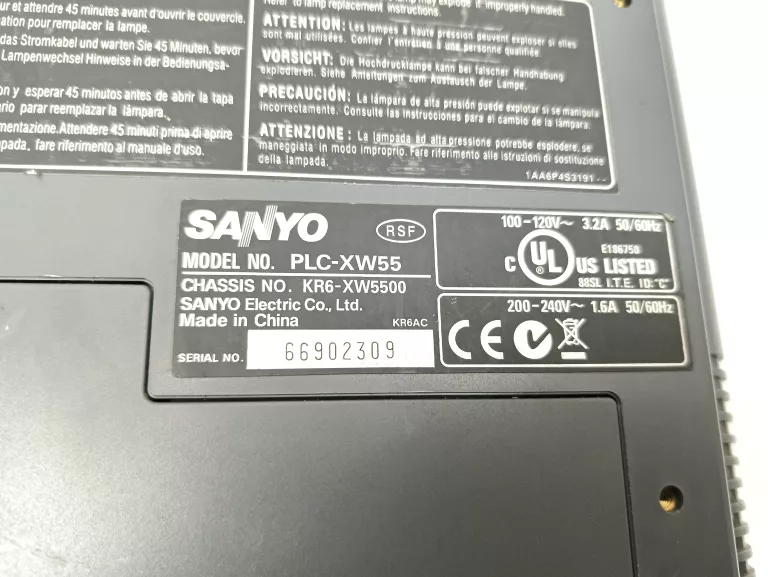 PROJEKTOR RZUTNIK SANYO PRO XTRA