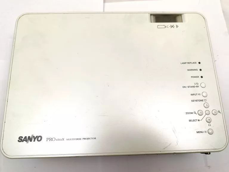 PROJEKTOR RZUTNIK SANYO PRO XTRA