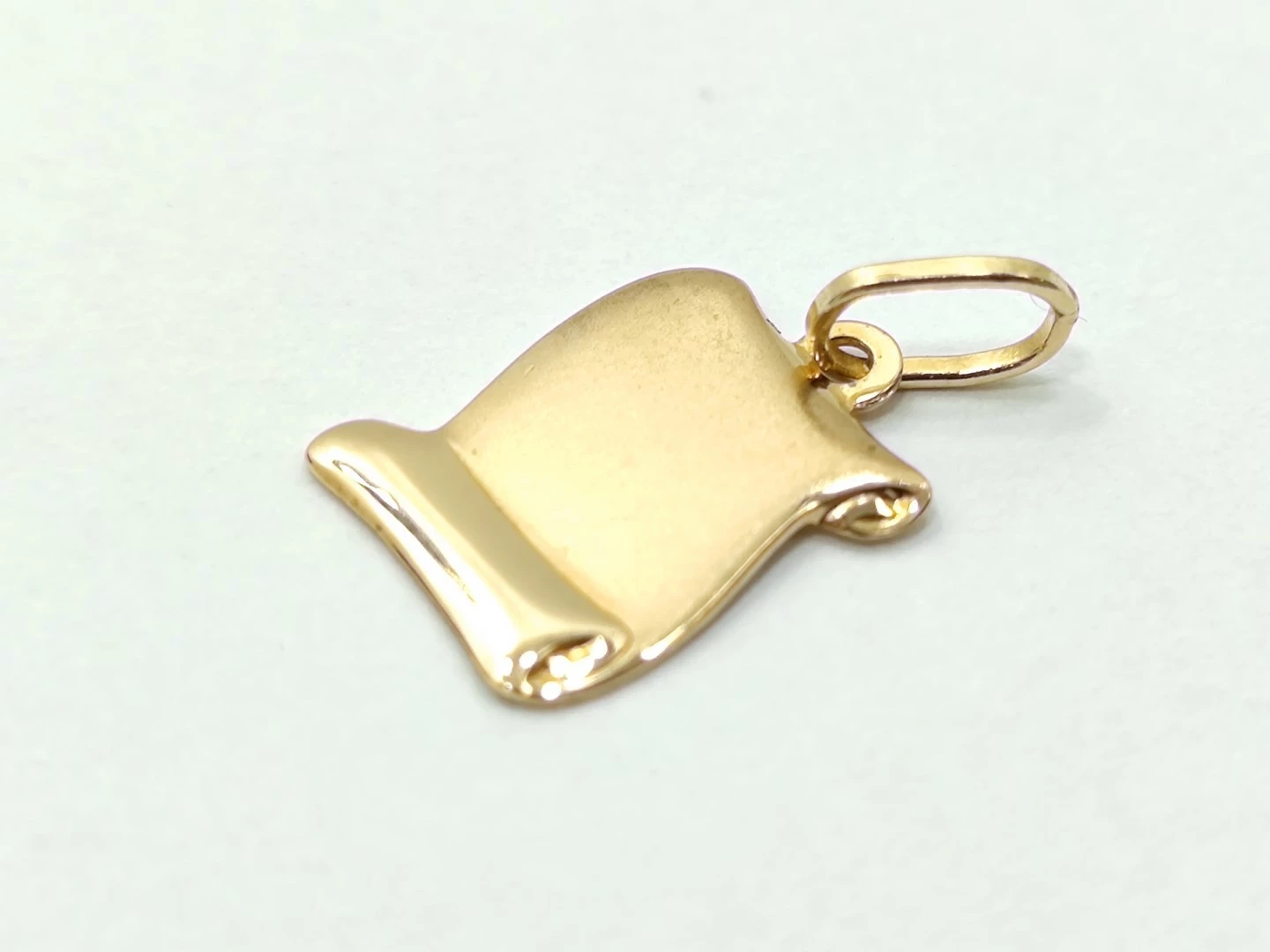 ciekawa-zlota-zawieszka-pergamin-054g-pr585-14k-rodzaj-2205-2