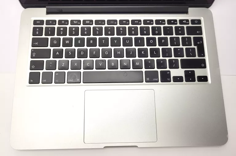macbook-pro-a1502-i5-lad-karta-pamieci-256gb-przekatna-ekranu-13