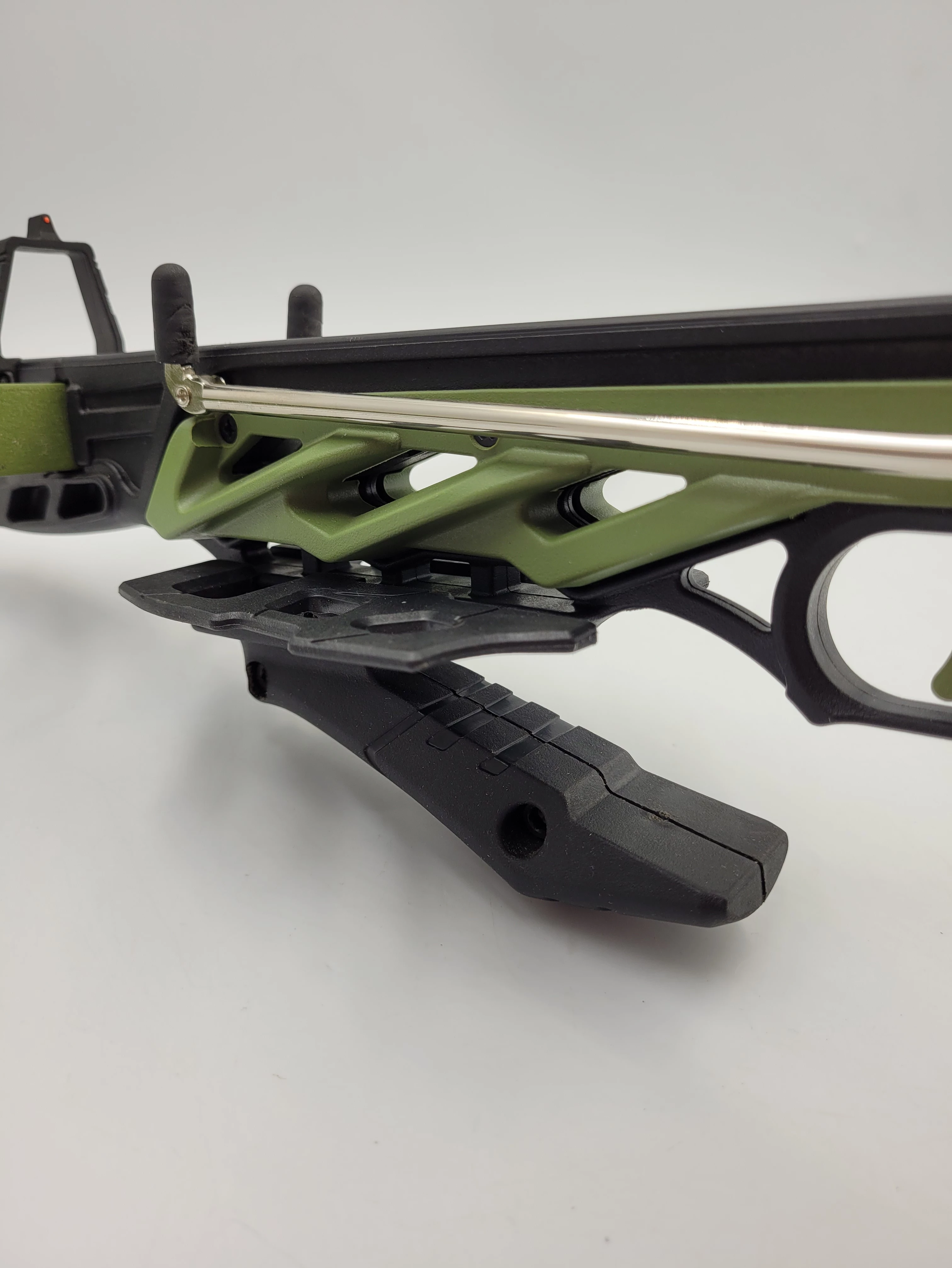 kusza-pistoletowa-mankung-alligator-model-aligator