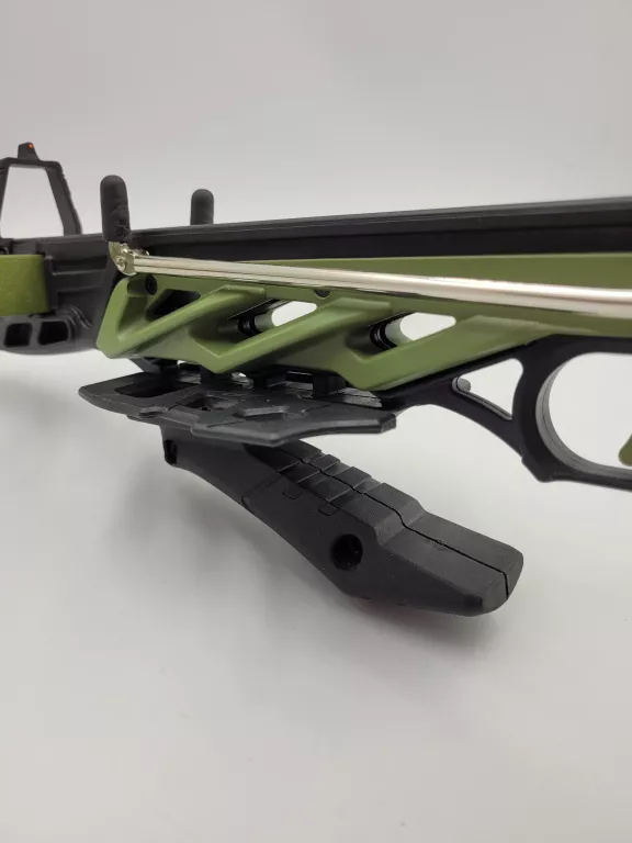 kusza-pistoletowa-mankung-alligator-model-aligator