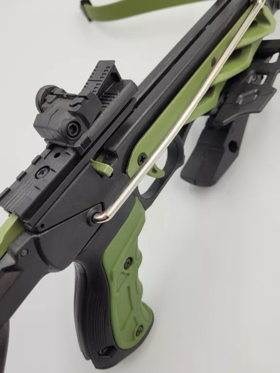 kusza-pistoletowa-mankung-alligator-stan-uzywany