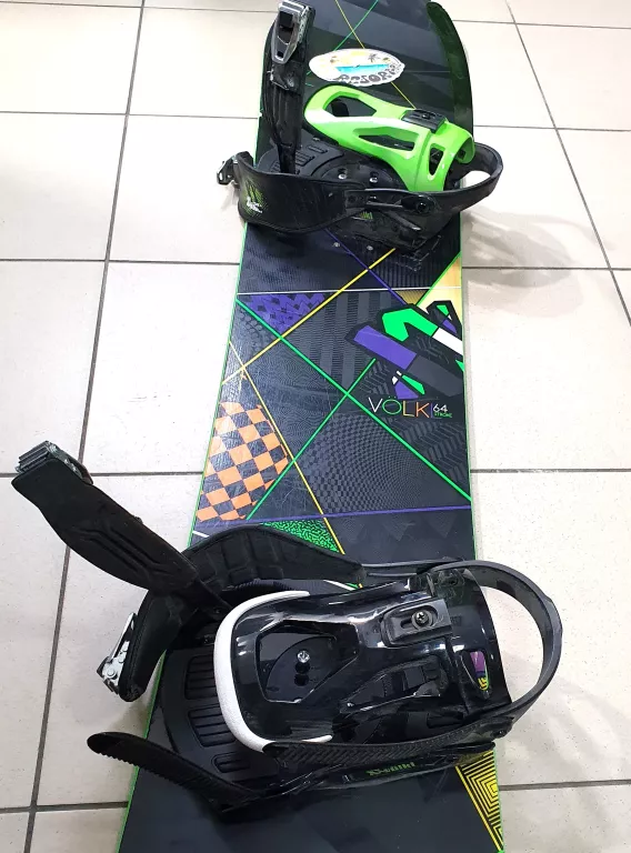 DESKA SNOWBOARDOWA VÖLKL 64 + WIĄZANIA