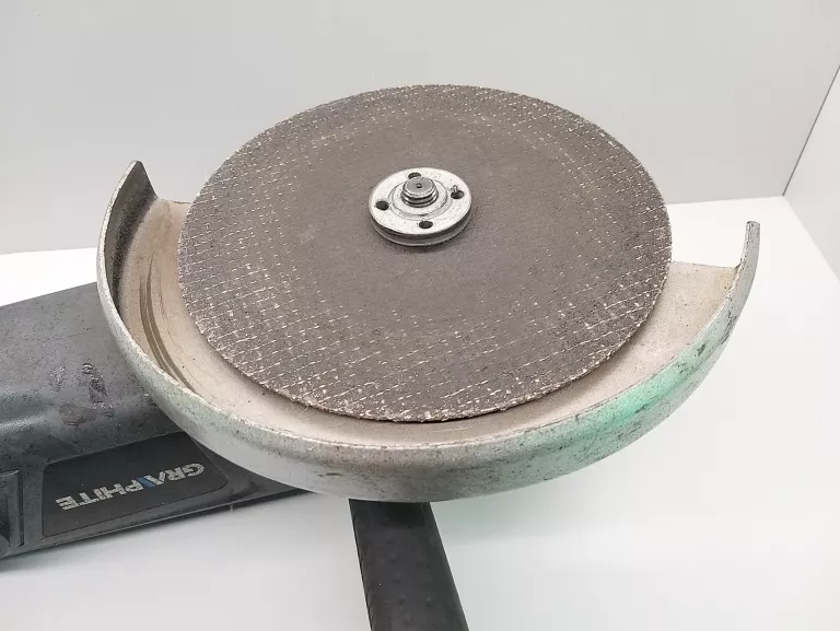 SZLIFIERKA KĄTOWA GRAPHITE 59G206