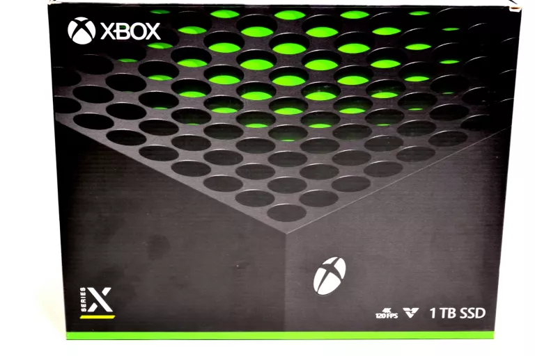 KONSOLA XBOX SERIES X 1TB + KOMPLET OKAZJA